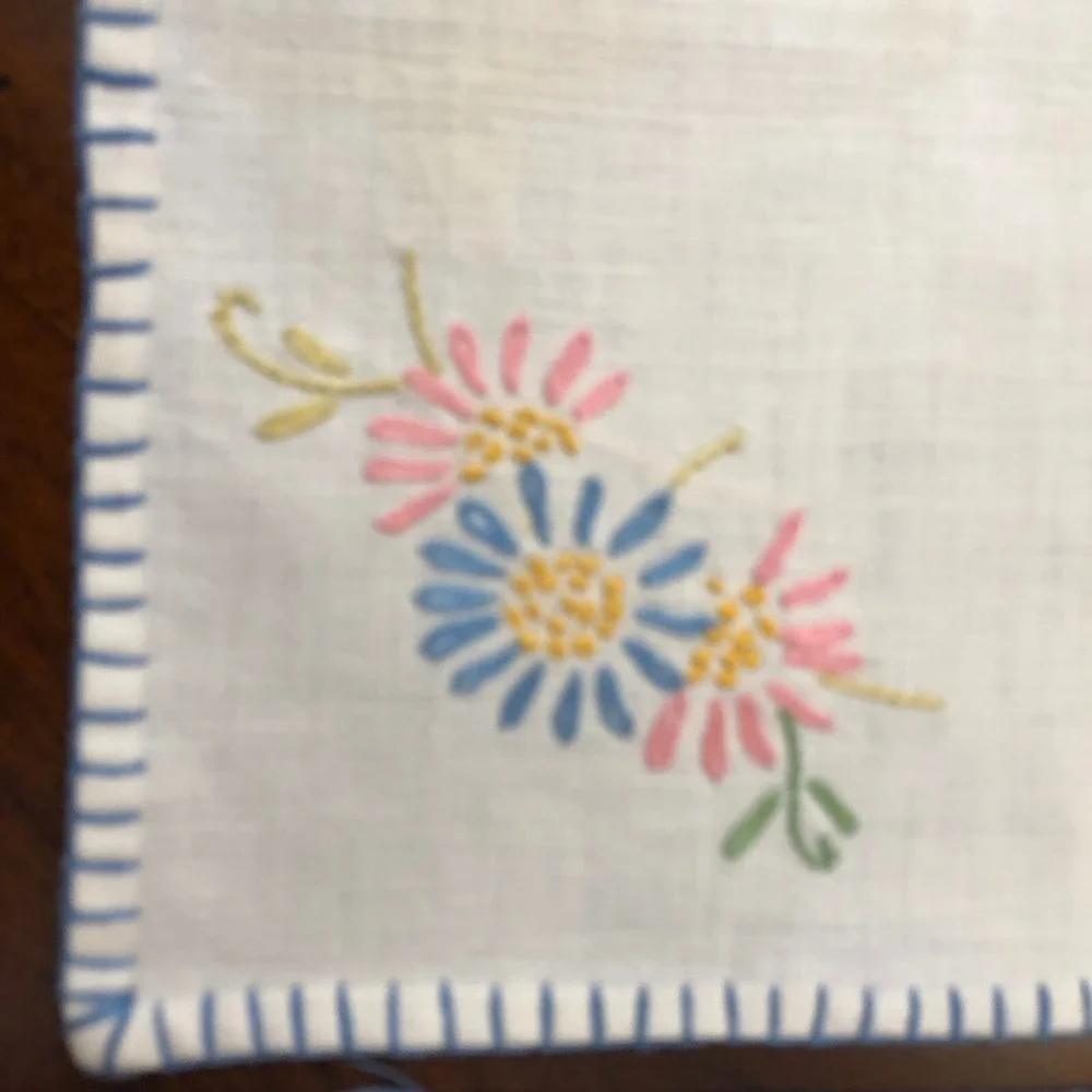 Tablecloth 33X33 & 4 Napkins Vintage Embroidery Handmade Blue Pink Yellow Daisy